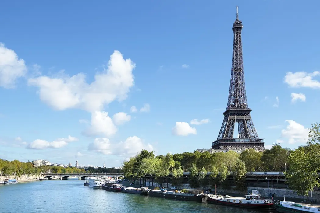 Top 10 atrakcji turystycznych stolicy Francji  - Odkrywanie uroków Paryża