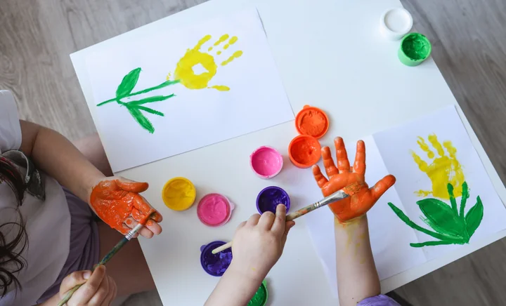 Ciekawe zabawy z dziećmi w trakcie zimy – jak kreatywnie spędzić chłodne dni?