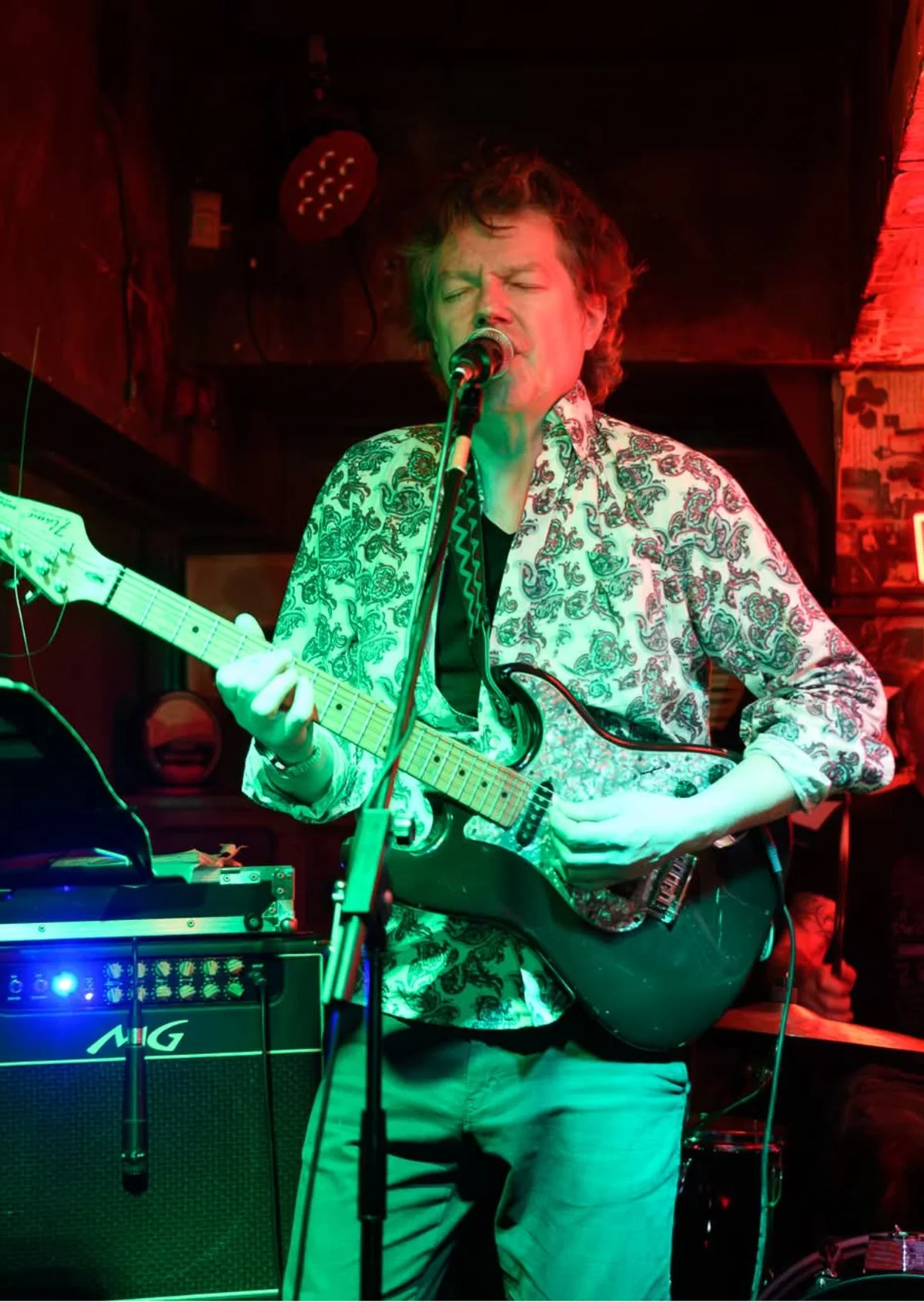 Grafika promocyjna wydarzenia Paweł „Welon” Grzywacz Solo – koncert w Olsztynie