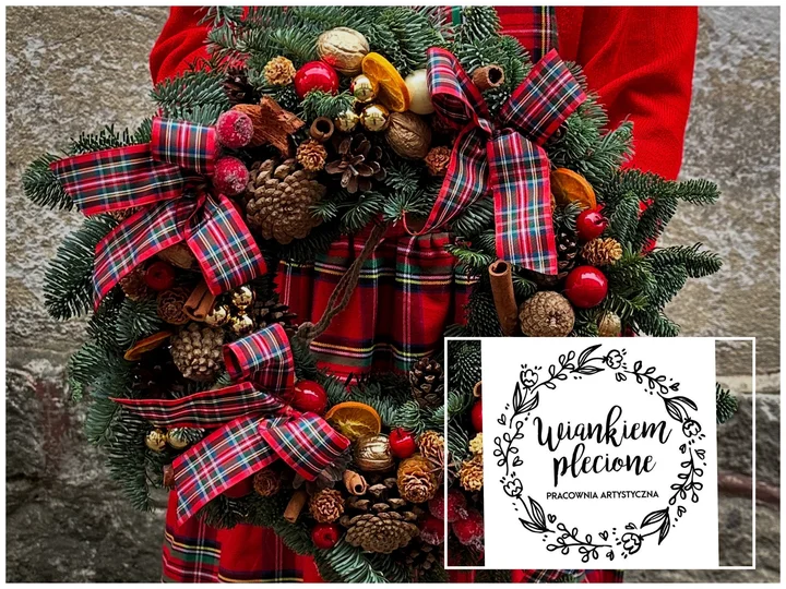 Grafika promocyjna wydarzenia WIANKI Świąteczne OLSZTYN — warsztaty z Wiankiem Plecione