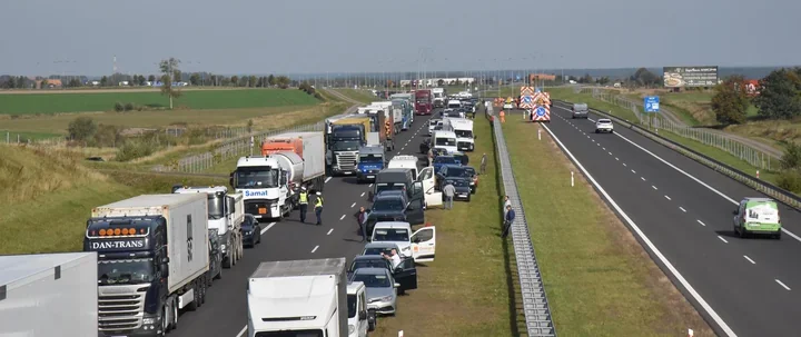 Ćwiczenia na drodze ekspresowej przerwała prawdziwa akcja ratunkowa