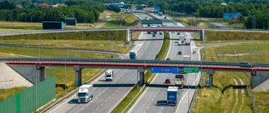 Upał na trasie może zaskoczyć. GDDKiA przypomina o wodzie i przerwach