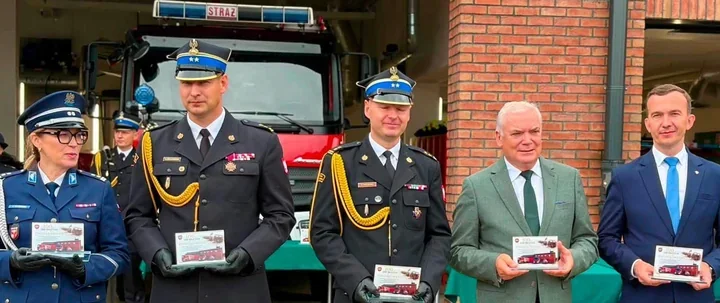 Sto lat OSP Bratian. Nowy „Edek” dołączył do strażackiej służby