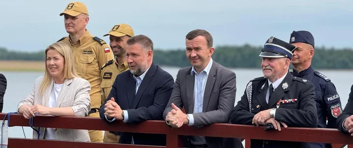 Młodzi strażacy na granicy powiatów. Piknik MDP w Dąbrównie połączył edukację z integracją