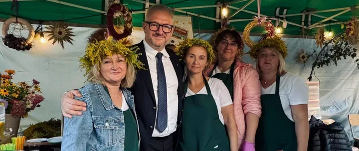 Chleb z tegorocznego ziarna i wieńce. Tak świętowano w Kruklankach
