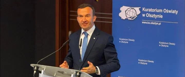 Dyrektorzy szkół z Elbląga rozmawiali o reformie i telefonach w placówkach