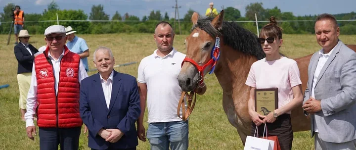 Młode konie z Jonkowa zrobiły krok do finału w Kętrzynie