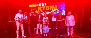 Stypendia dla uczniów i laury dla firm. Tak świętowano w Rybnie