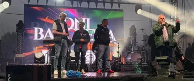 Dni Barczewa połączyły pokolenia. Na scenie zabrzmiały przeboje zespołu Kombii
