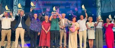 Jubileusz nad Jeziorakiem. Artysta z regionu odebrał Gloria Artis