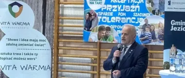 W Jezioranach debatowali o zdrowiu psychicznym dzieci. Wicewojewoda zabrał głos
