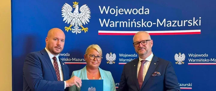 Ponad milion złotych dla samorządów. Wojewoda podpisał umowy
