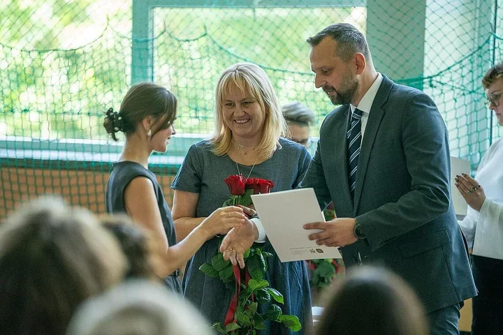 134 awanse i zmiany na dyrektorskich stanowiskach przed rokiem szkolnym