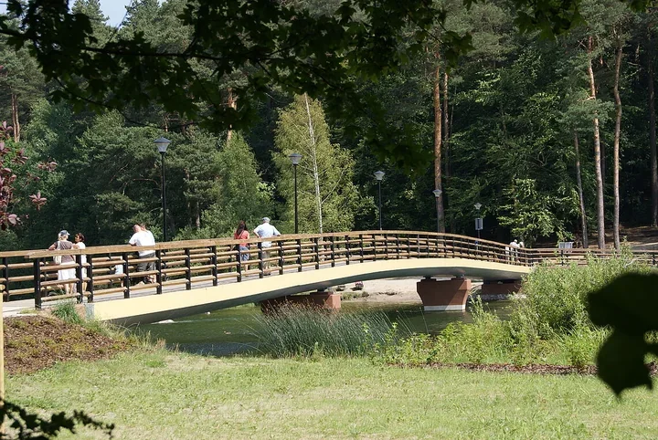 Jezioro Długie dostanie wsparcie od dna. Ruszają maty bentosowe