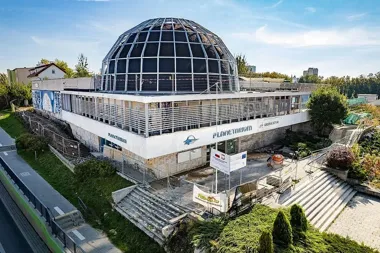 Kopuła planetarium w Olsztynie zmienia wygląd. To początek wielkiej modernizacji