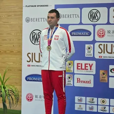 Maciej Kowalewicz wraca z Kairu z dwoma medalami mistrzostw świata