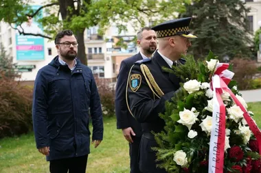 W Olsztynie oddano hołd ofiarom wojny i przypomniano cenę pokoju