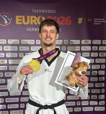 Szymon Piątkowski z Olsztyna został mistrzem Europy w taekwondo