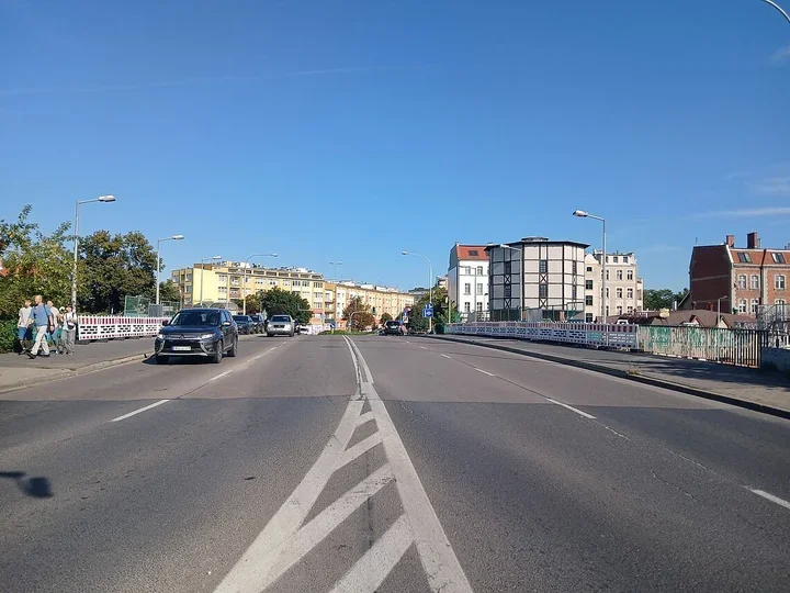 Wiadukt przy Limanowskiego znów dostępny bez ograniczeń. Remont trwa dalej