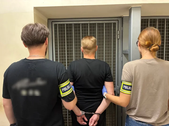 Zgubiona karta posłużyła do zakupów. Dwaj mężczyźni zatrzymani w Olsztynie
