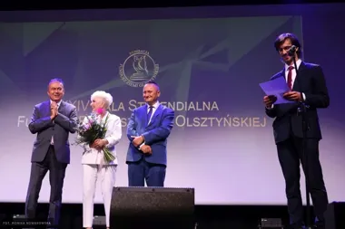85 stypendiów i 255 tys. zł wsparcia dla młodych talentów z powiatu olsztyńskiego