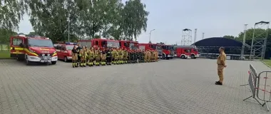 Pożar hali był scenariuszem. Strażacy ćwiczyli w zakładzie meblowym