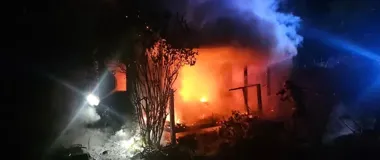 Pożar altany pod Olsztynem. W pogorzelisku znaleziono ciało