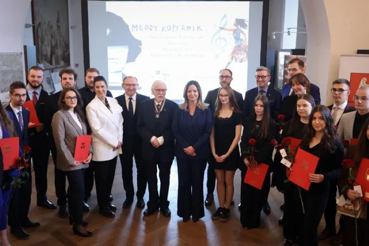 Kopernikowski dzień w Olsztynie i rekordowe stypendia dla młodych talentów