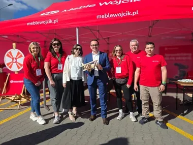 Rekordowe Miasteczko Zawodów. Blisko 2000 uczniów sprawdziło, jak pachnie drewno i kwiaty